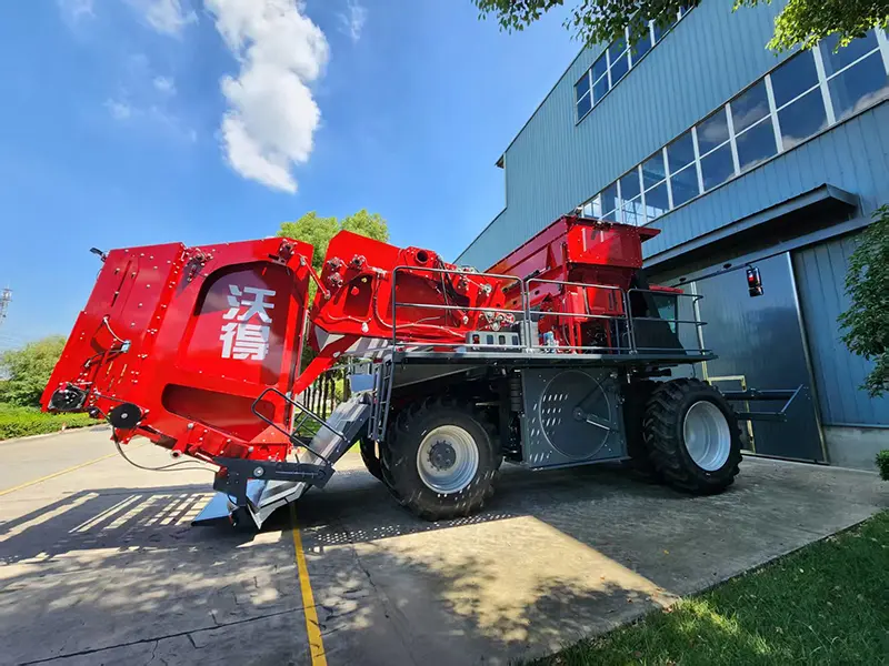Integrated Cooling System for Jiangsu World Group's 6-Row Cotton Picker